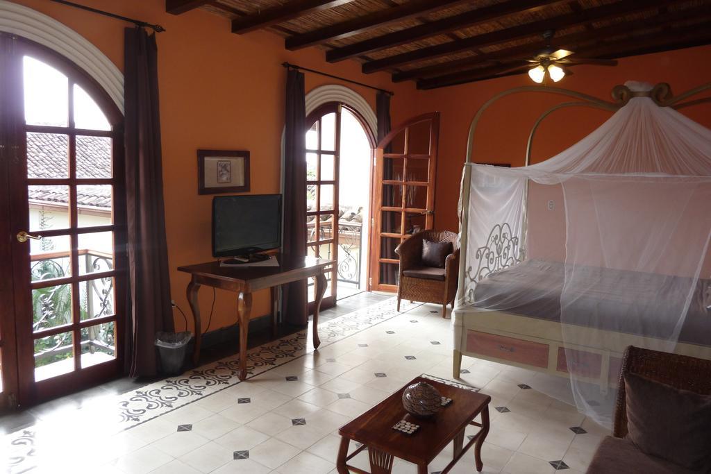 Hotel Casa Cubana Granada Nicaragua Стая снимка